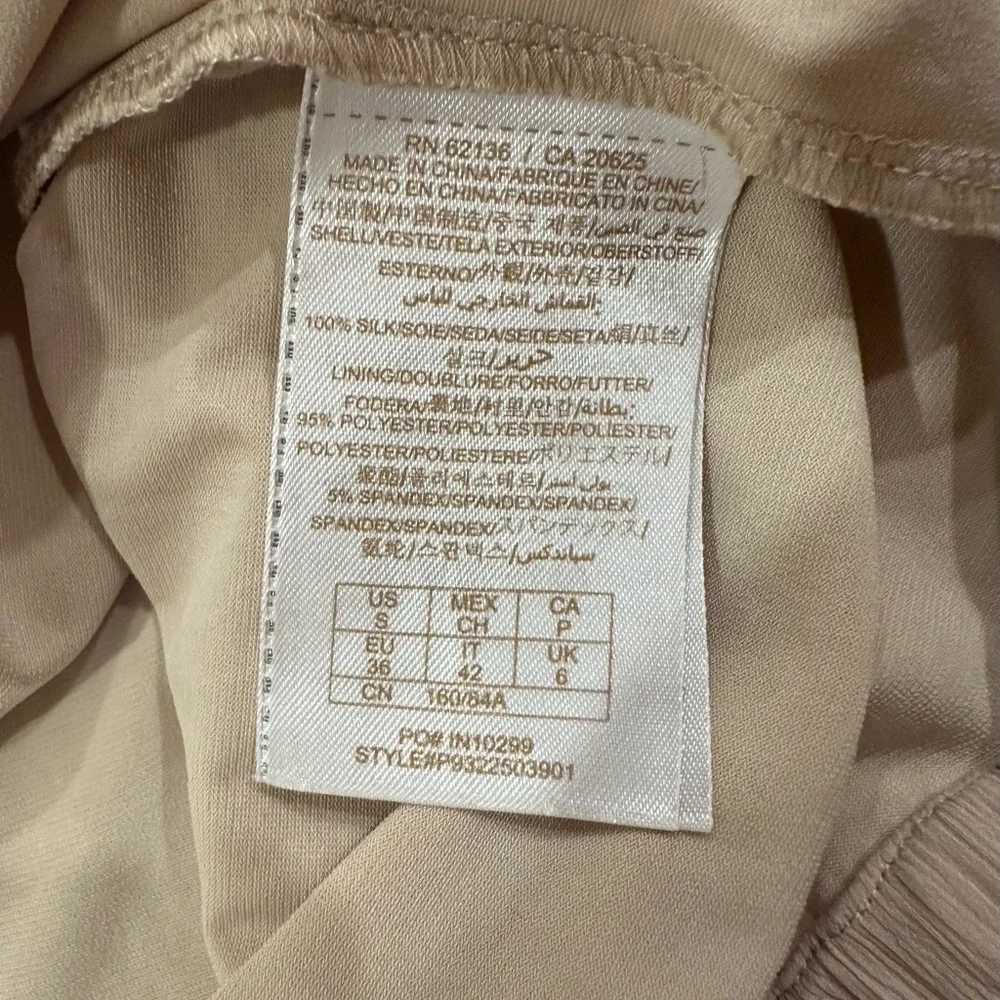 Vintage Guess beige silk Off-Shoulder Blouse - Picture 4 of 4